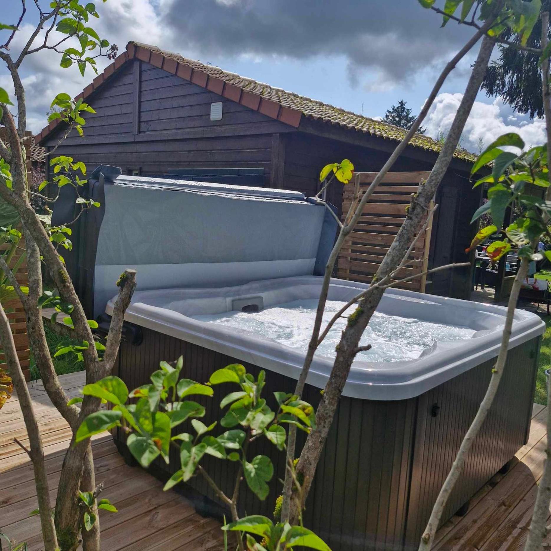 Campsite Jacuzzi/spa Privatif Perce Neige Plombieres-les-Bains