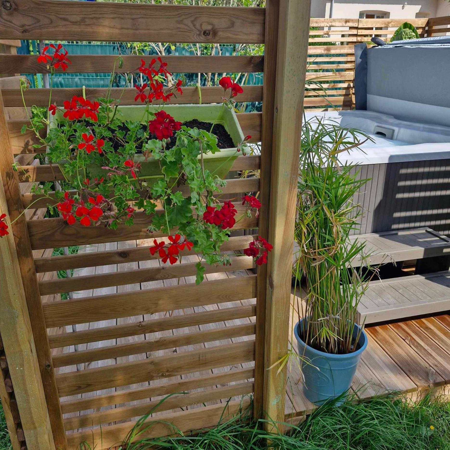 Jacuzzi/spa Privatif Perce Neige Campsite Plombieres-les-Bains